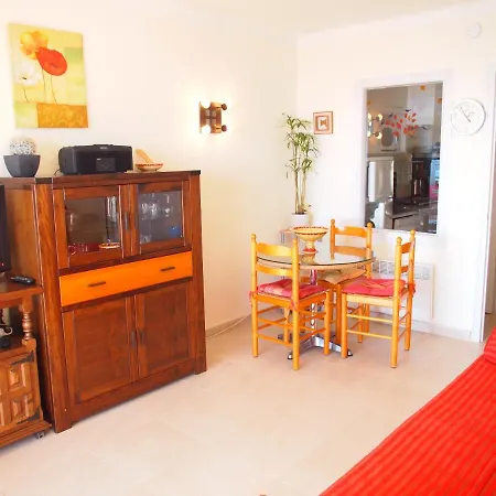 Miramar 23a Roses